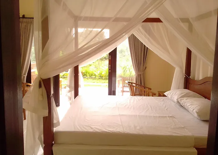 Taman Padi 3* Amed
